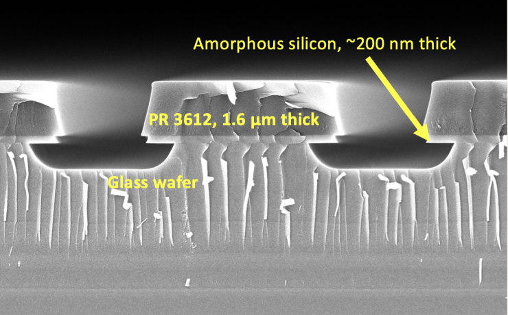 SEM of wet etch of gloass